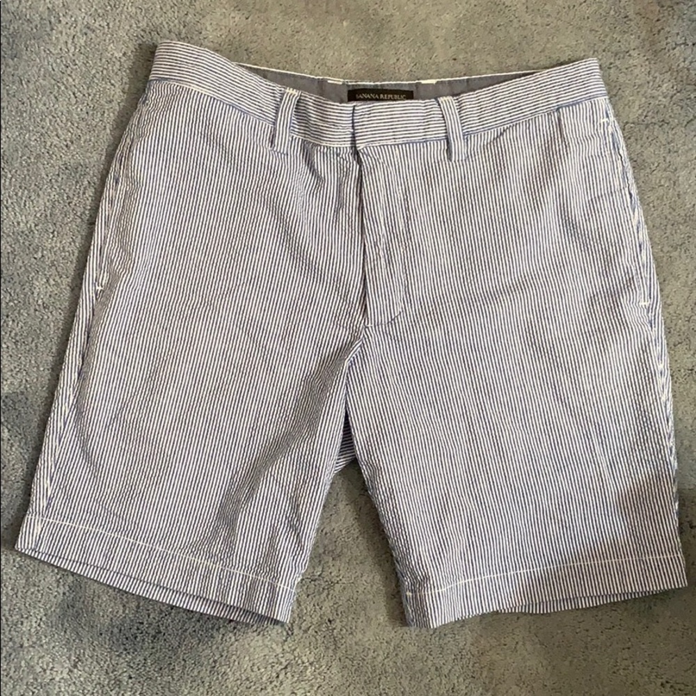 Banana Republic Seersucker Shorts Size 30 Waist
